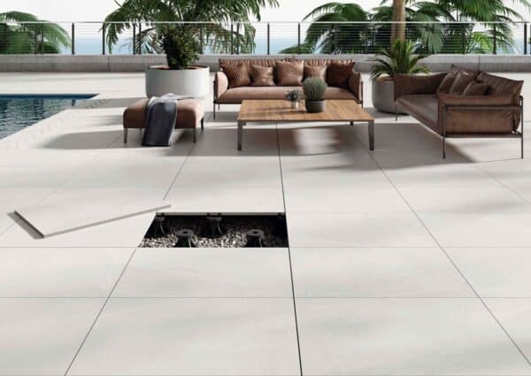 Porcelánico Plus Bellevue White 60×60 cm MT 20 mm Rect Antid Inout